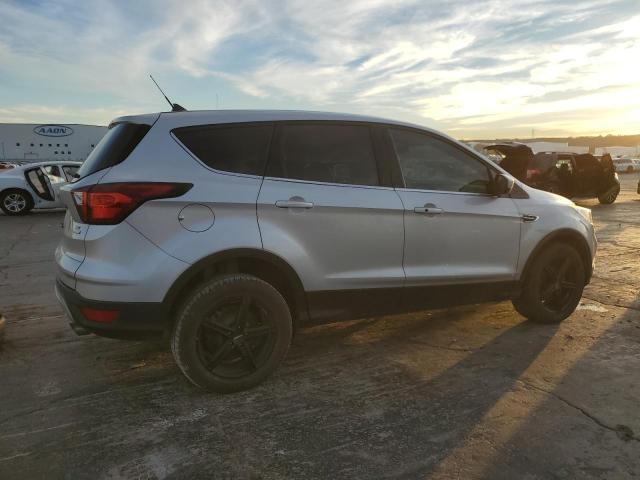 Photo 2 VIN: 1FMCU0GD4KUC02826 - FORD ESCAPE SE 