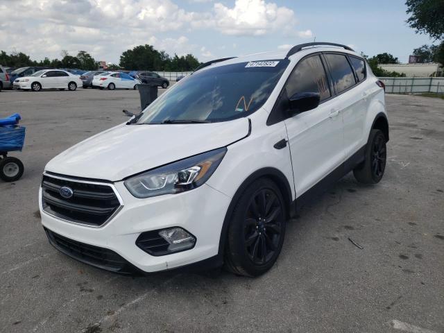 Photo 1 VIN: 1FMCU0GD4KUC05886 - FORD ESCAPE SE 