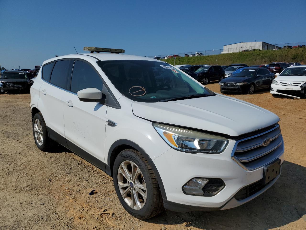 Photo 3 VIN: 1FMCU0GD5HUA19153 - FORD ESCAPE 