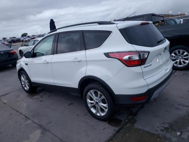 Photo 1 VIN: 1FMCU0GD5HUB03487 - FORD ESCAPE SE 