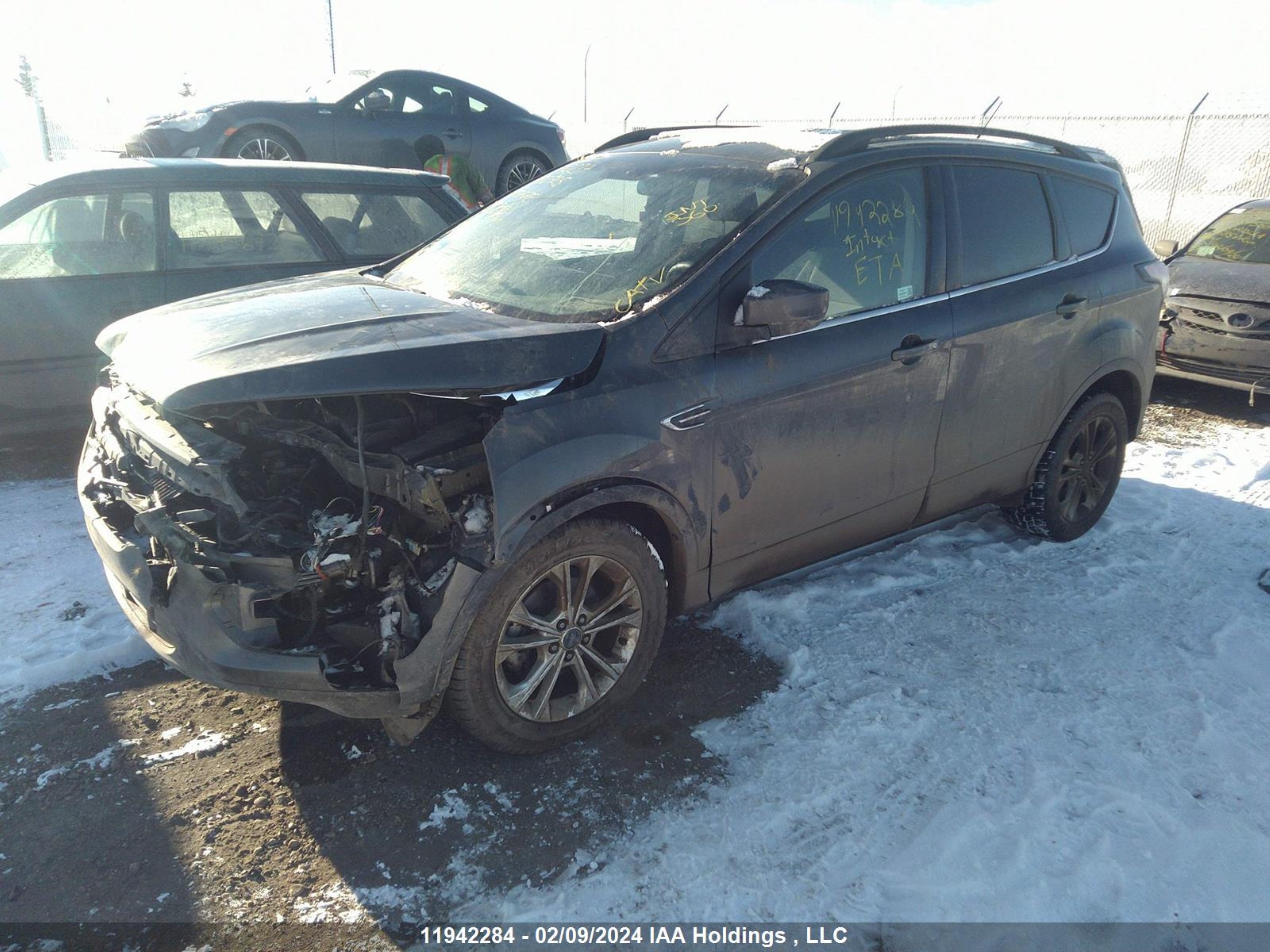 Photo 1 VIN: 1FMCU0GD5HUB10925 - FORD ESCAPE 