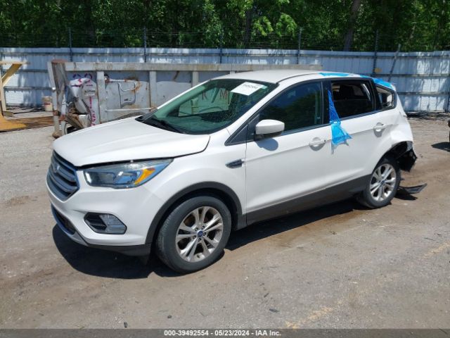 Photo 1 VIN: 1FMCU0GD5HUB13730 - FORD ESCAPE 