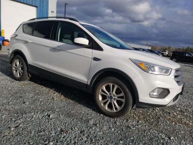 Photo 3 VIN: 1FMCU0GD5HUB24260 - FORD ESCAPE SE 