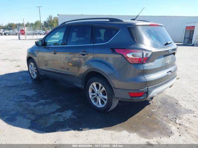 Photo 2 VIN: 1FMCU0GD5HUC12192 - FORD ESCAPE 