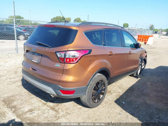 Photo 3 VIN: 1FMCU0GD5HUC12743 - FORD ESCAPE 