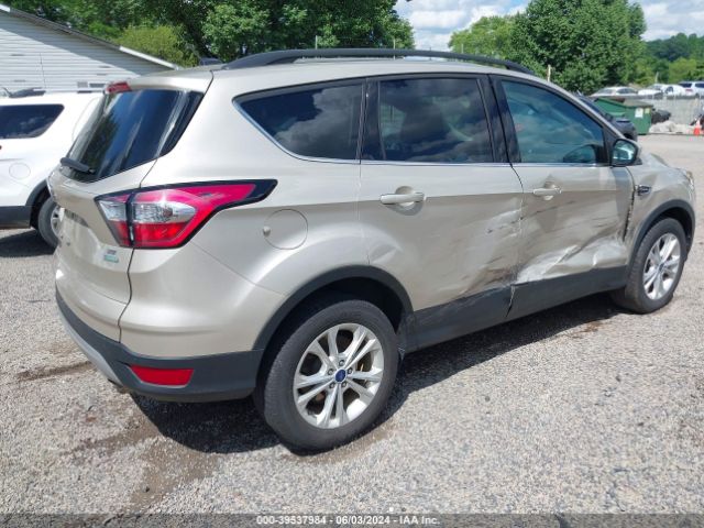 Photo 3 VIN: 1FMCU0GD5HUC32586 - FORD ESCAPE 