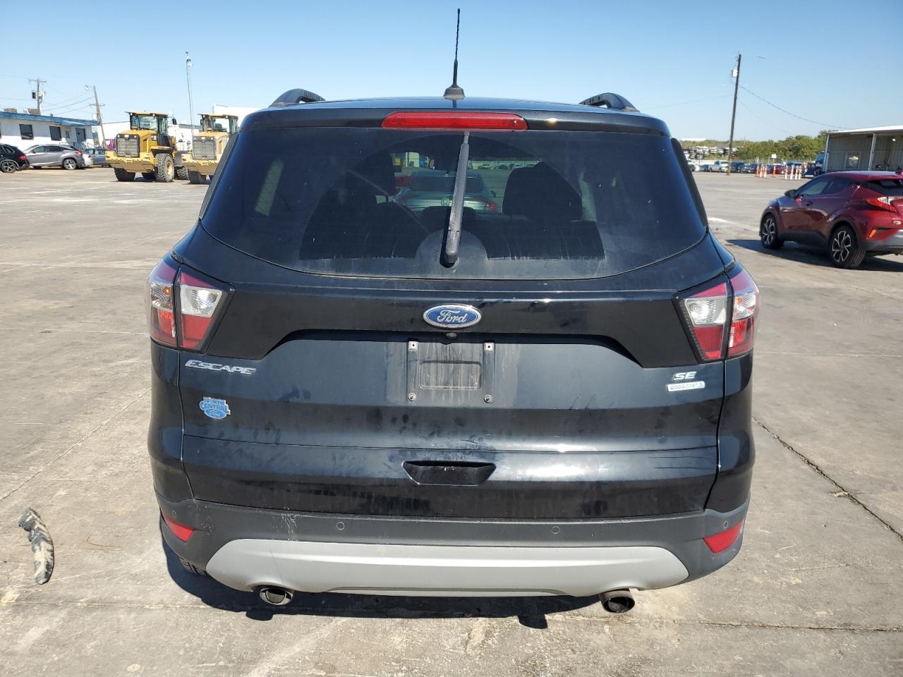 Photo 5 VIN: 1FMCU0GD5HUC47749 - FORD ESCAPE 