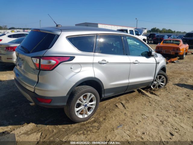 Photo 3 VIN: 1FMCU0GD5HUE29113 - FORD ESCAPE 