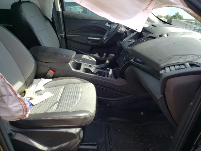 Photo 4 VIN: 1FMCU0GD5HUE68722 - FORD ESCAPE SE 