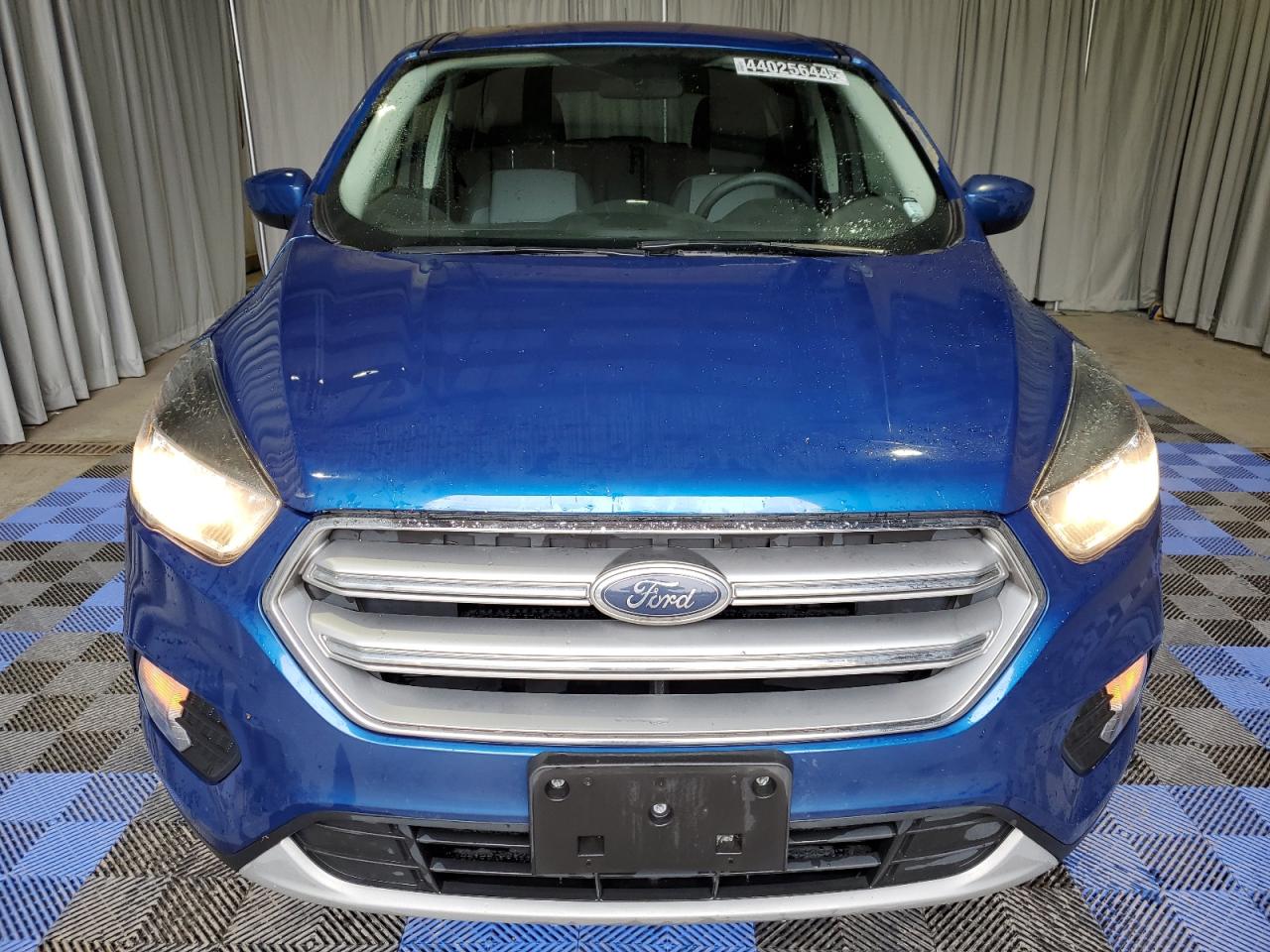 Photo 4 VIN: 1FMCU0GD5HUE98531 - FORD ESCAPE 