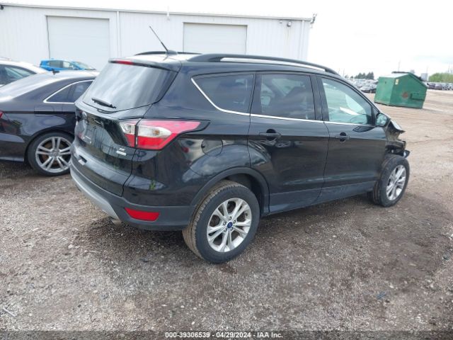 Photo 3 VIN: 1FMCU0GD5JUA03394 - FORD ESCAPE 