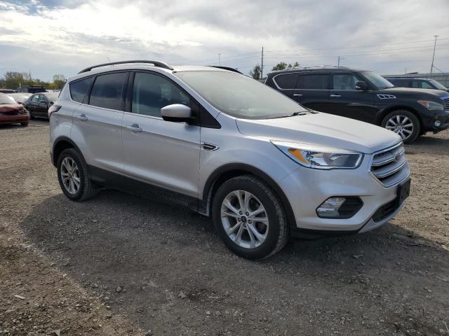 Photo 3 VIN: 1FMCU0GD5JUB45826 - FORD ESCAPE 