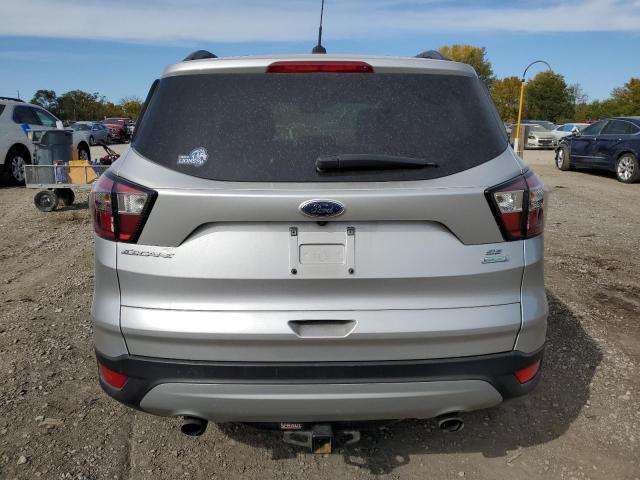 Photo 5 VIN: 1FMCU0GD5JUB45826 - FORD ESCAPE 