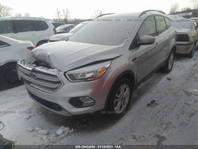 Photo 1 VIN: 1FMCU0GD5JUC10710 - FORD ESCAPE 