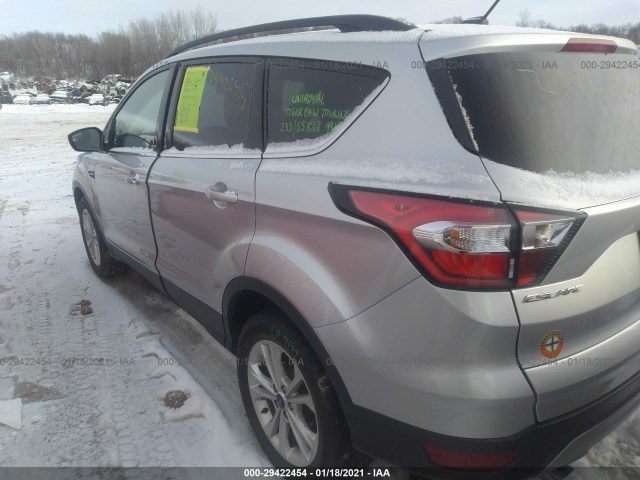 Photo 2 VIN: 1FMCU0GD5JUC10710 - FORD ESCAPE 