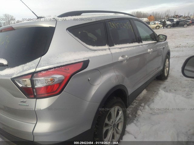 Photo 3 VIN: 1FMCU0GD5JUC10710 - FORD ESCAPE 