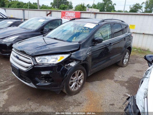 Photo 1 VIN: 1FMCU0GD5JUC11436 - FORD ESCAPE 