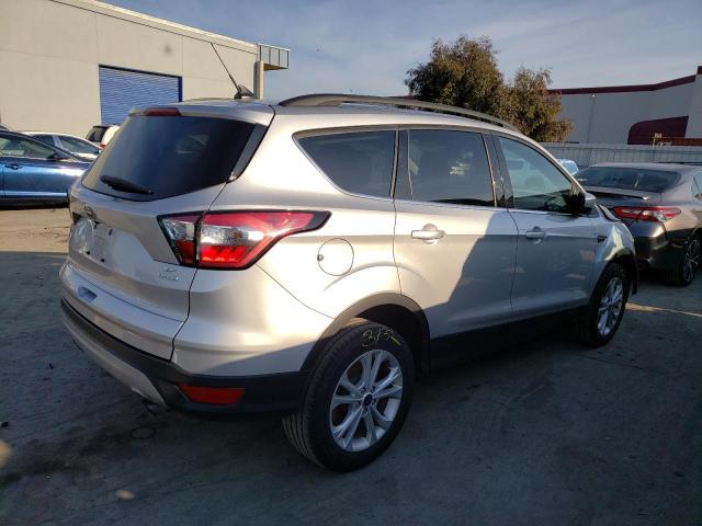 Photo 2 VIN: 1FMCU0GD5JUC68798 - FORD ESCAPE SE 