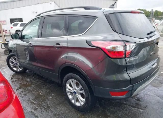 Photo 2 VIN: 1FMCU0GD5JUD01024 - FORD ESCAPE 