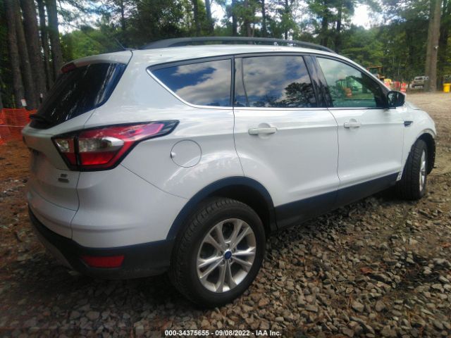 Photo 3 VIN: 1FMCU0GD5JUD23153 - FORD ESCAPE 