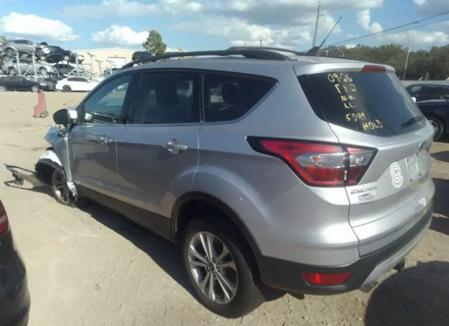 Photo 2 VIN: 1FMCU0GD5JUD26182 - FORD ESCAPE 