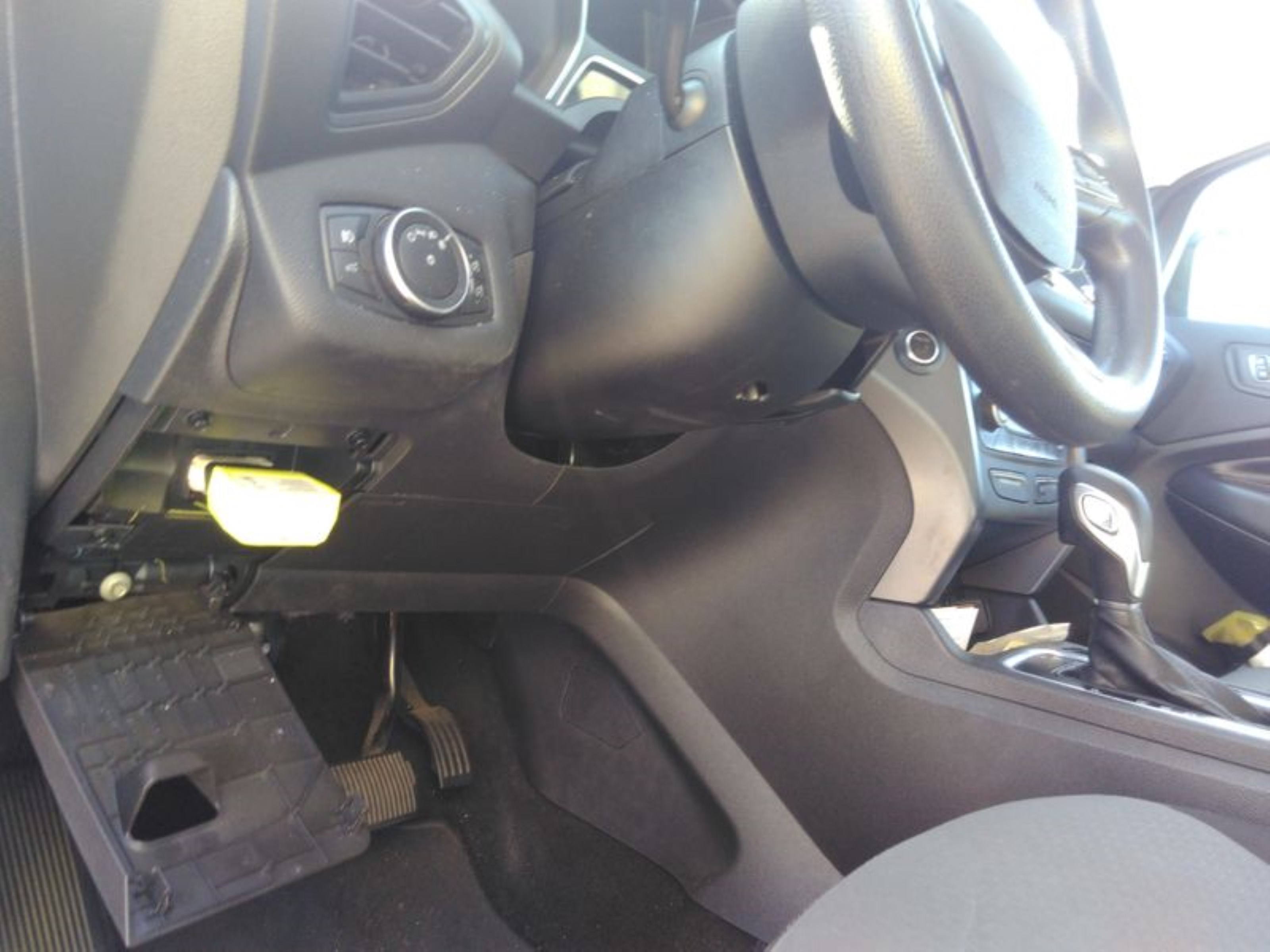 Photo 3 VIN: 1FMCU0GD5KUA36817 - FORD ESCAPE 