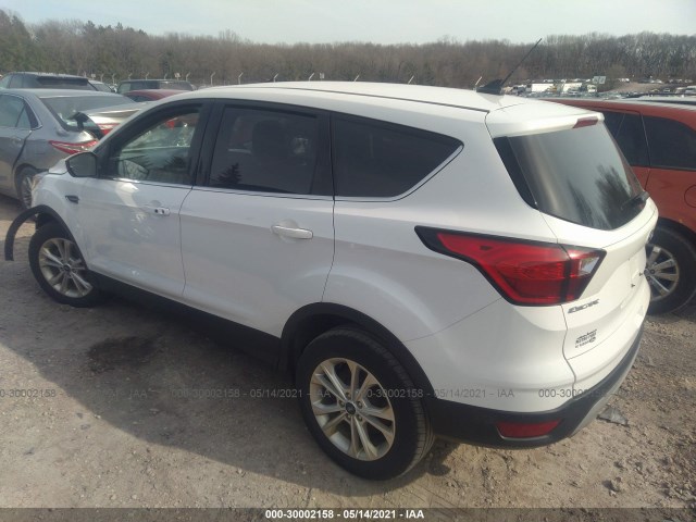 Photo 2 VIN: 1FMCU0GD5KUB31040 - FORD ESCAPE 