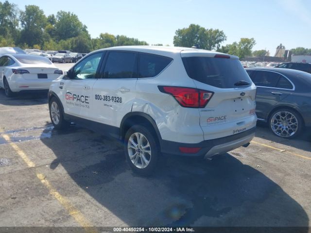 Photo 2 VIN: 1FMCU0GD5KUB58559 - FORD ESCAPE 