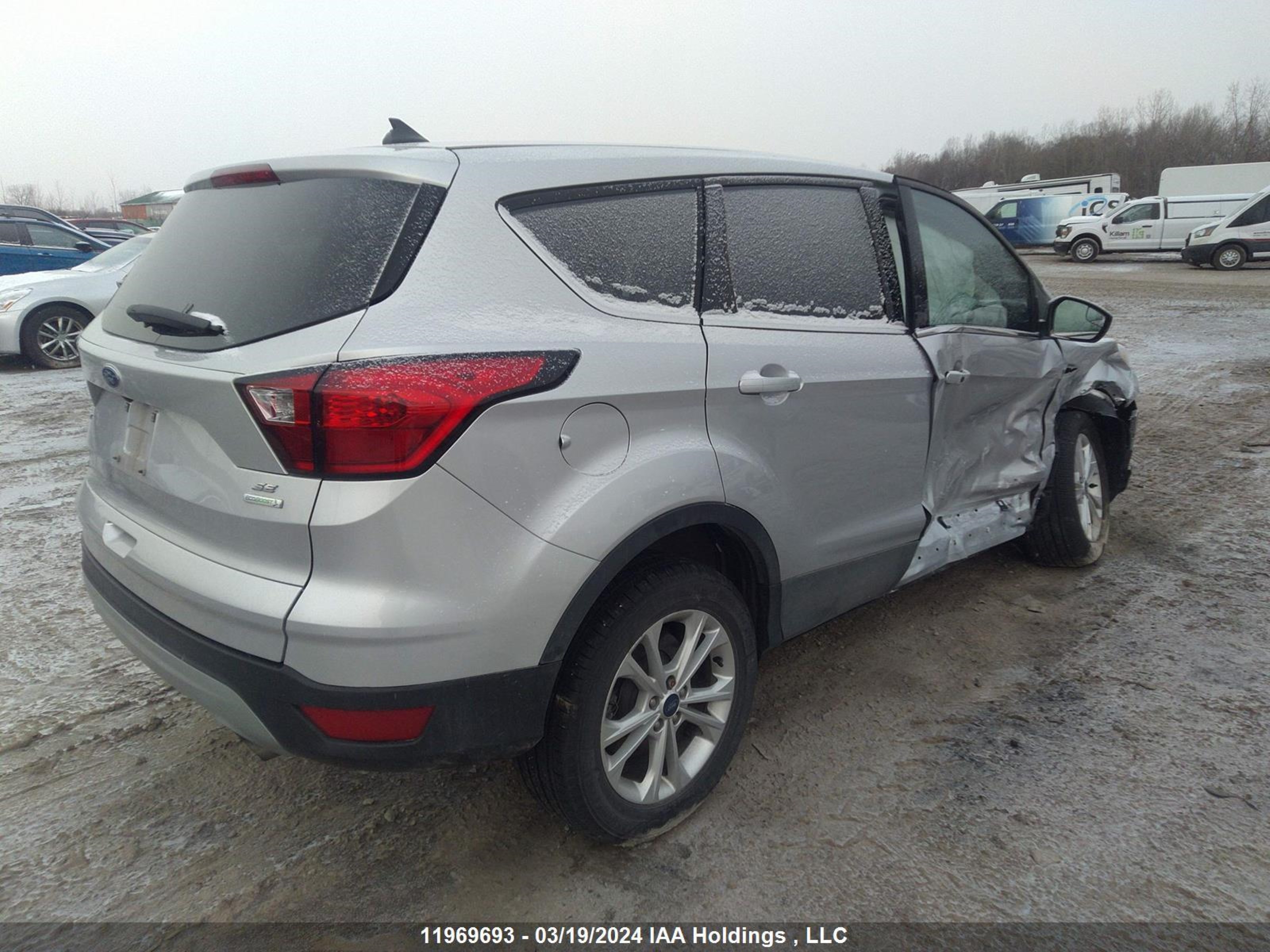 Photo 3 VIN: 1FMCU0GD5KUB88077 - FORD ESCAPE 