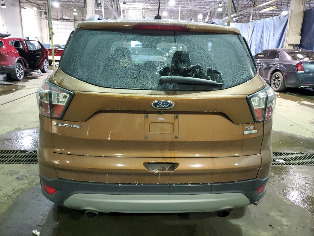 Photo 5 VIN: 1FMCU0GD6HUA12941 - FORD ESCAPE 