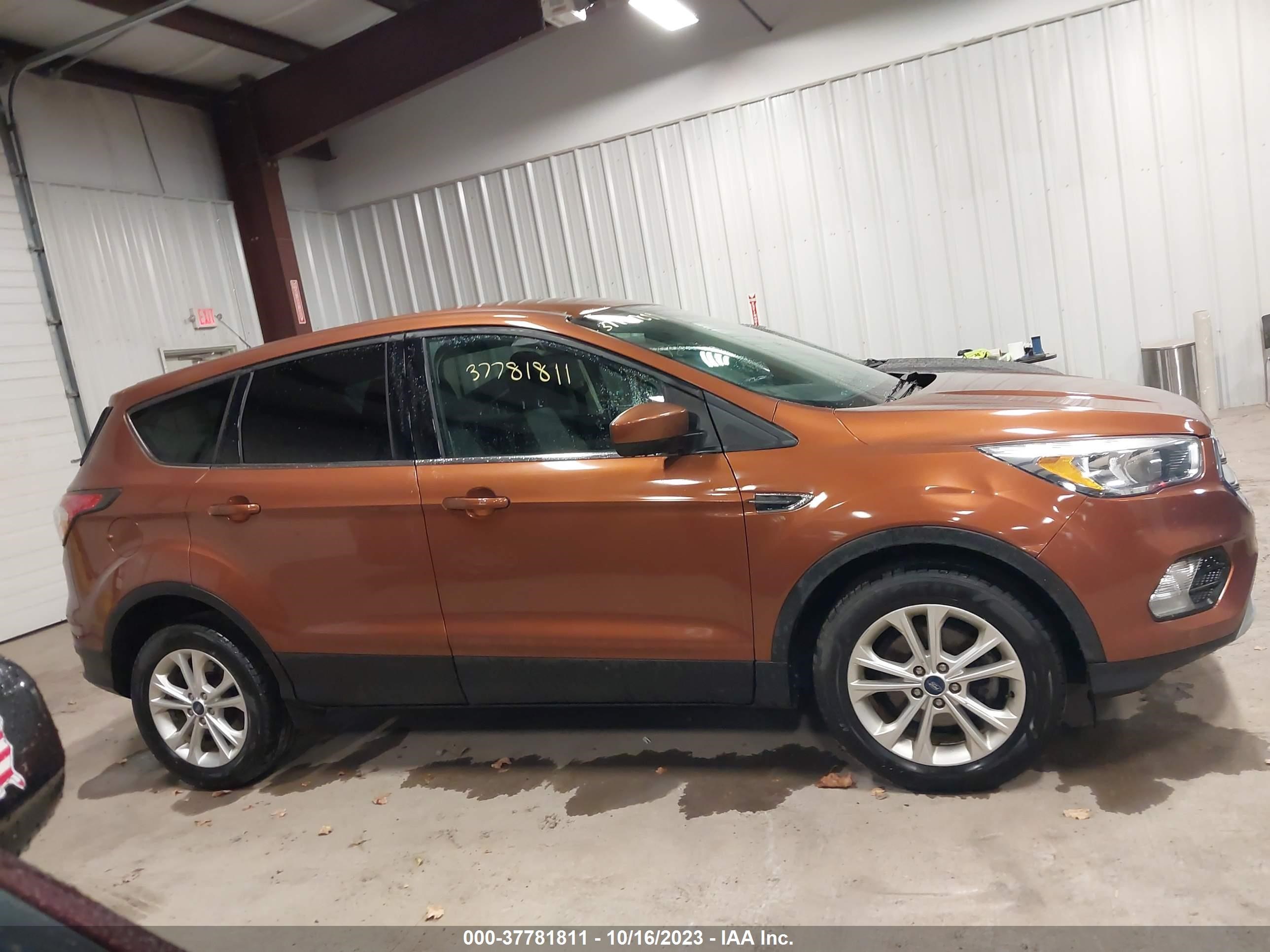 Photo 12 VIN: 1FMCU0GD6HUA52694 - FORD ESCAPE 