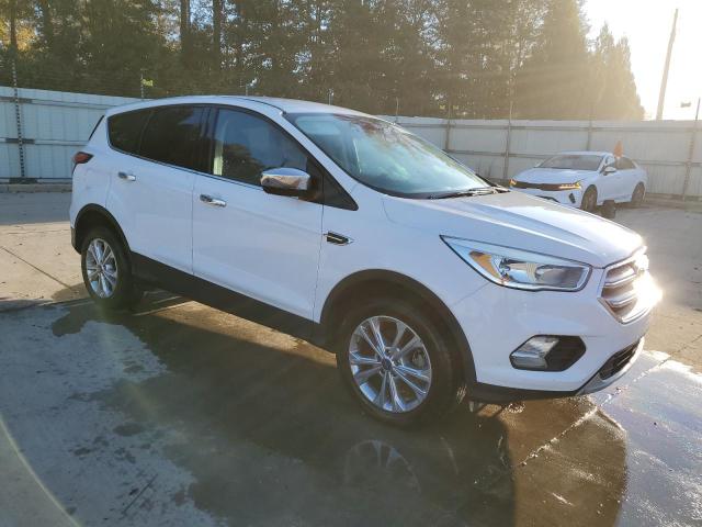 Photo 3 VIN: 1FMCU0GD6HUB61818 - FORD ESCAPE SE 