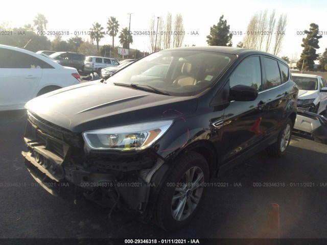 Photo 1 VIN: 1FMCU0GD6HUC04344 - FORD ESCAPE 