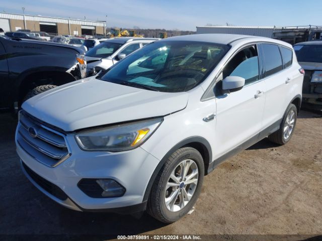 Photo 1 VIN: 1FMCU0GD6HUC33276 - FORD ESCAPE 