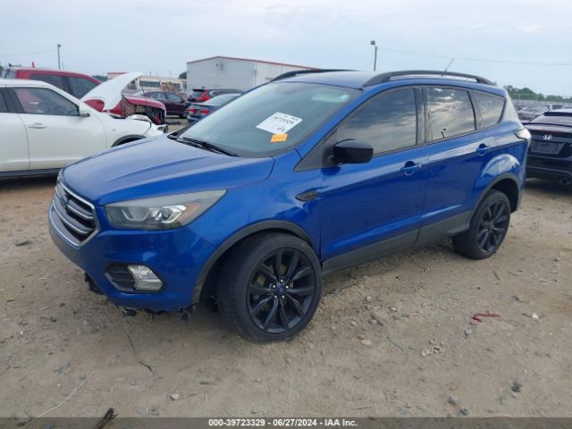 Photo 1 VIN: 1FMCU0GD6HUC63409 - FORD ESCAPE 