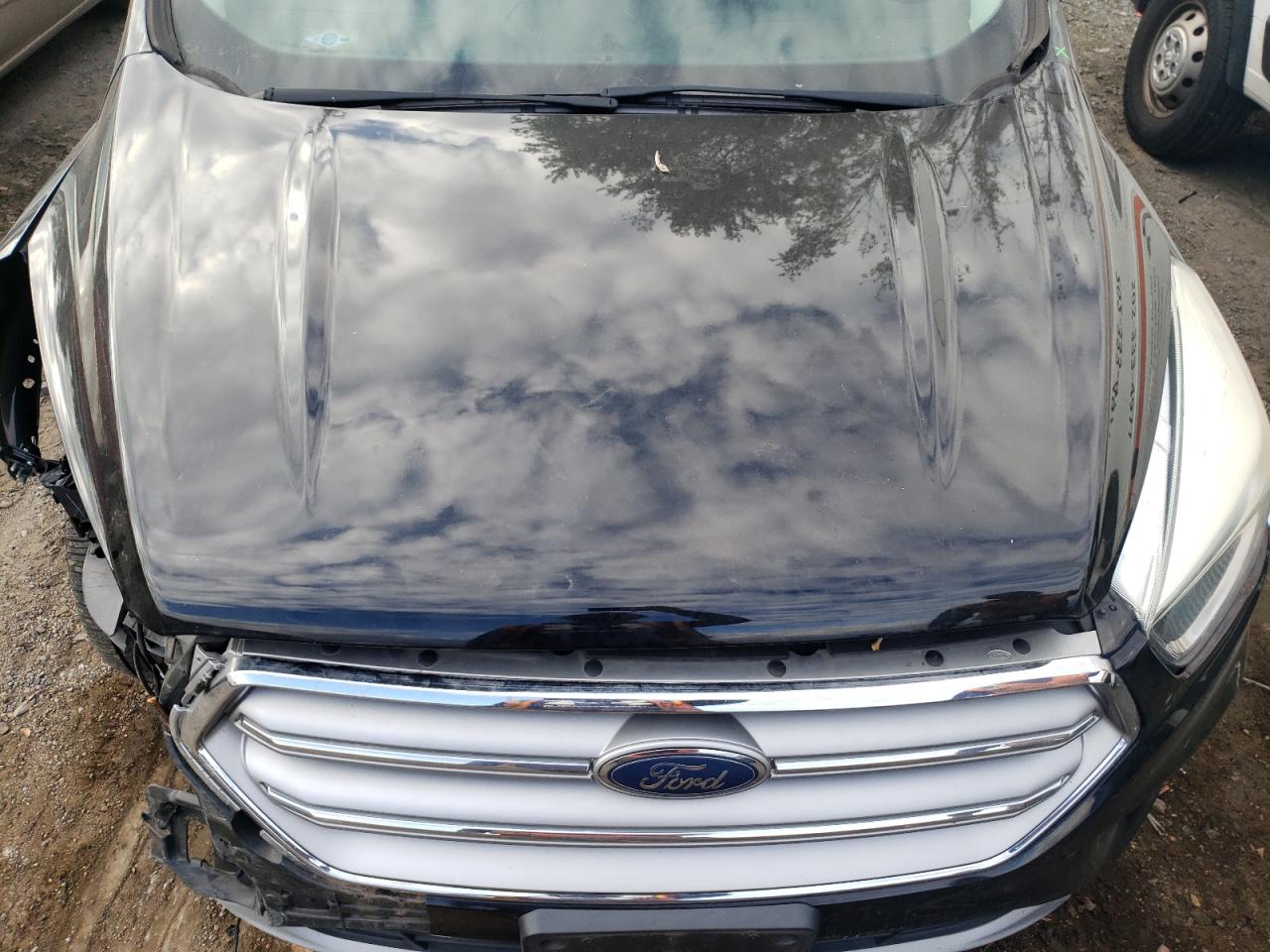 Photo 10 VIN: 1FMCU0GD6HUD23995 - FORD ESCAPE 