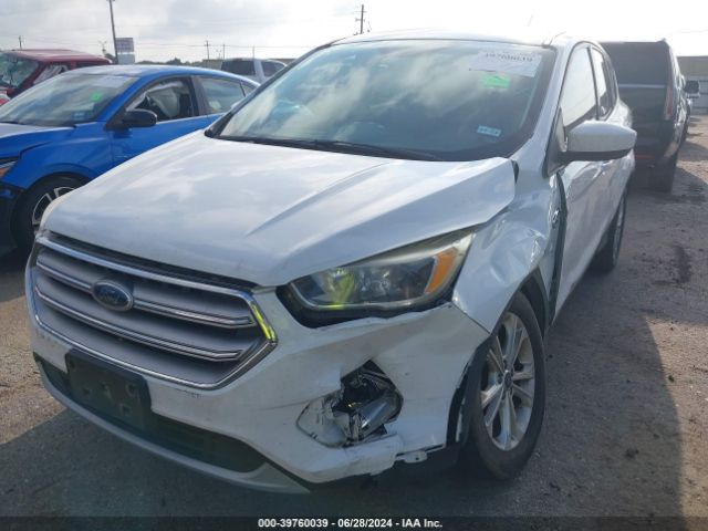 Photo 1 VIN: 1FMCU0GD6HUD27951 - FORD ESCAPE 