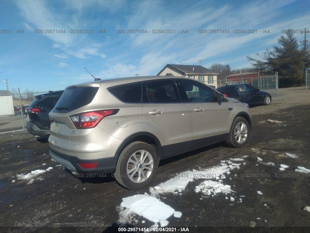 Photo 3 VIN: 1FMCU0GD6HUD65423 - FORD ESCAPE 