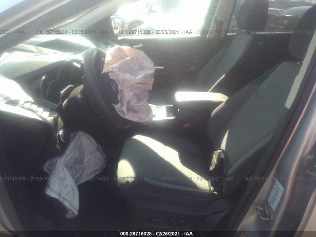 Photo 4 VIN: 1FMCU0GD6HUE38869 - FORD ESCAPE 