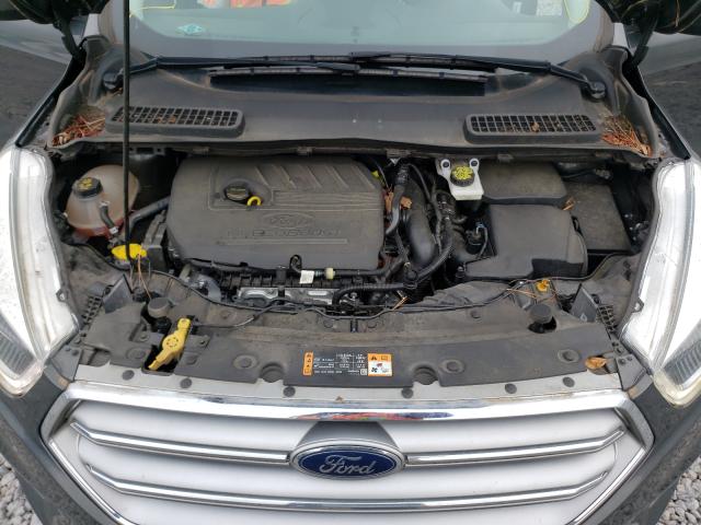 Photo 6 VIN: 1FMCU0GD6HUE63383 - FORD ESCAPE SE 