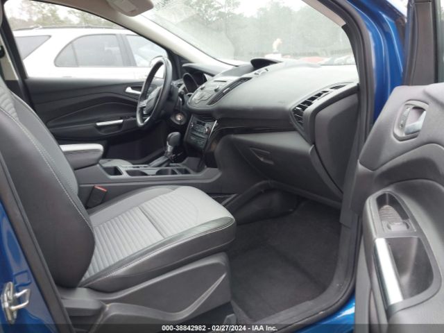 Photo 4 VIN: 1FMCU0GD6HUE84959 - FORD ESCAPE 