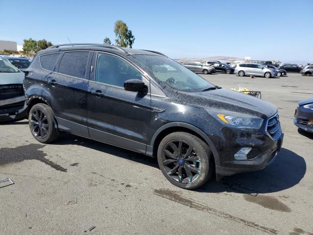 Photo 3 VIN: 1FMCU0GD6JUA31267 - FORD ESCAPE SE 