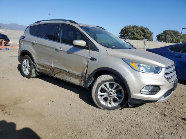 Photo 3 VIN: 1FMCU0GD6JUB26055 - FORD ESCAPE SE 