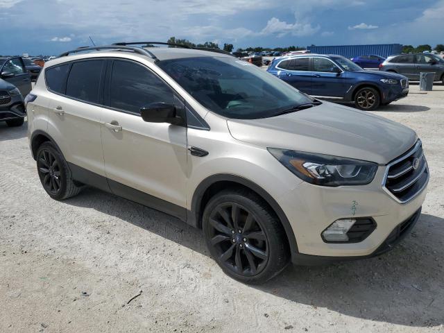 Photo 3 VIN: 1FMCU0GD6JUD34226 - FORD ESCAPE SE 