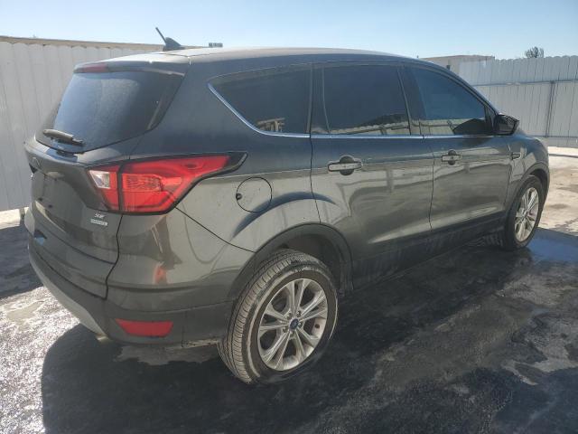 Photo 2 VIN: 1FMCU0GD6KUA89963 - FORD ESCAPE SE 