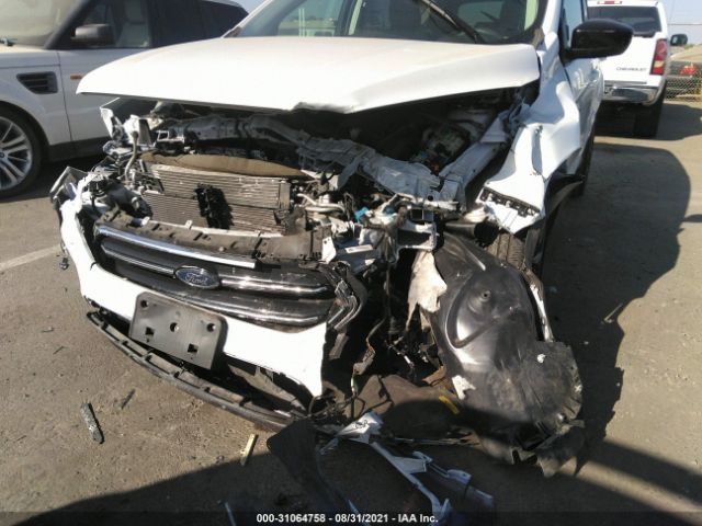 Photo 5 VIN: 1FMCU0GD6KUB07202 - FORD ESCAPE 