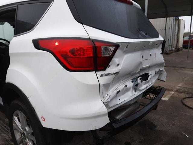 Photo 8 VIN: 1FMCU0GD6KUB63107 - FORD ESCAPE SE 