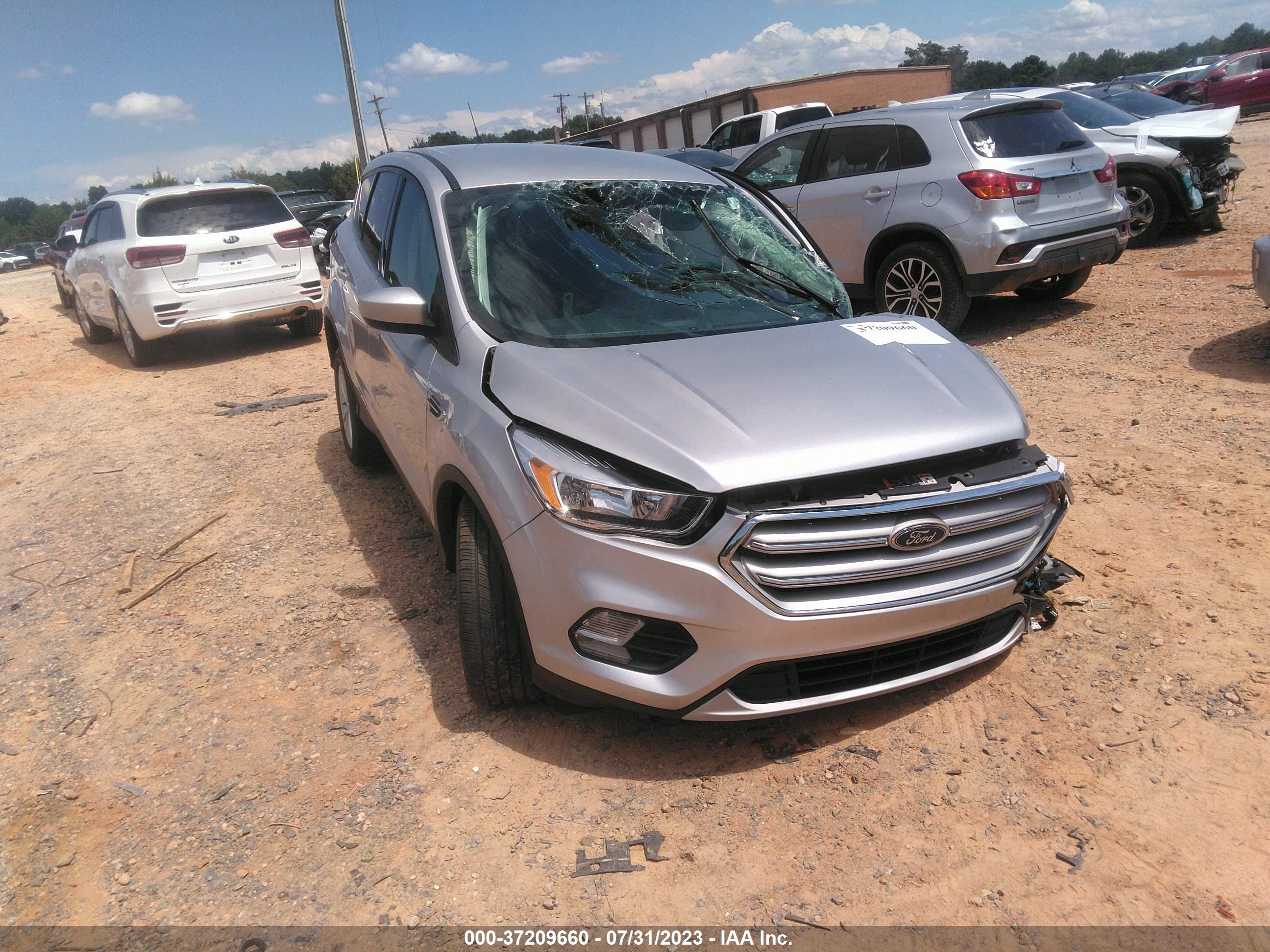 Photo 0 VIN: 1FMCU0GD6KUB93594 - FORD ESCAPE 