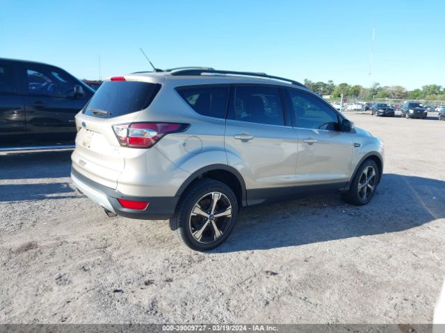 Photo 3 VIN: 1FMCU0GD7HUA20000 - FORD ESCAPE 