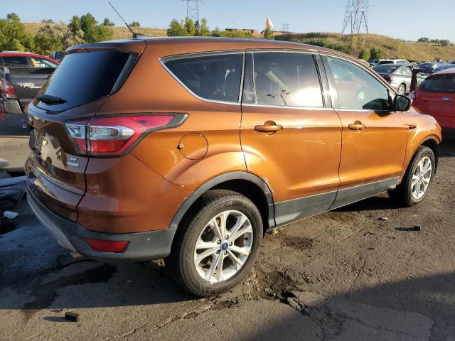 Photo 2 VIN: 1FMCU0GD7HUB03877 - FORD ESCAPE SE 